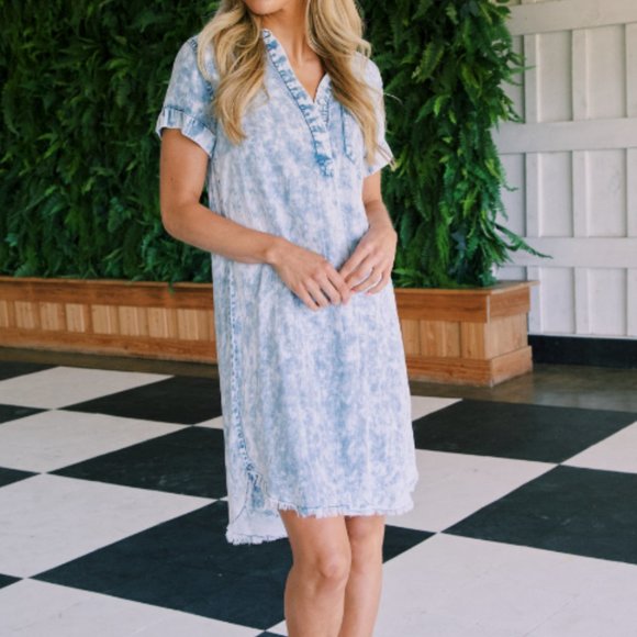 💖Host Pick💖 Velvet Heart Cosette Dress - Picture 1 of 11